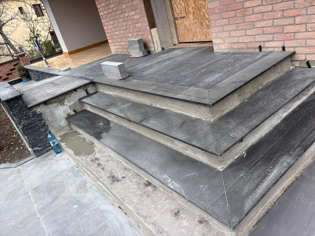 Granit-Treppenverkleidung