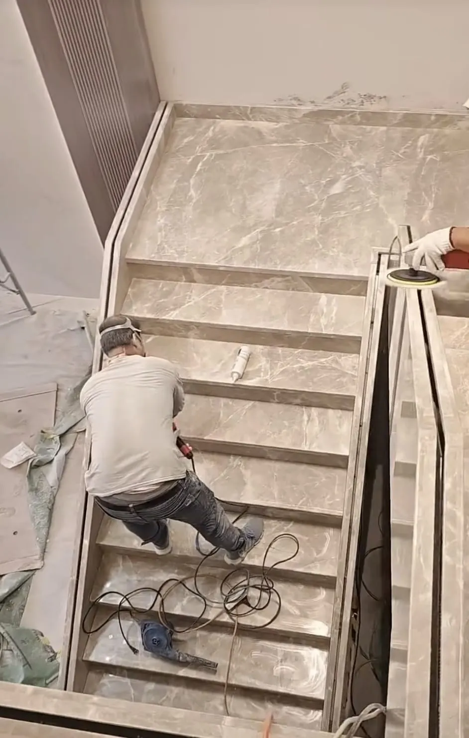 Marmortreppen-Montage in Wien